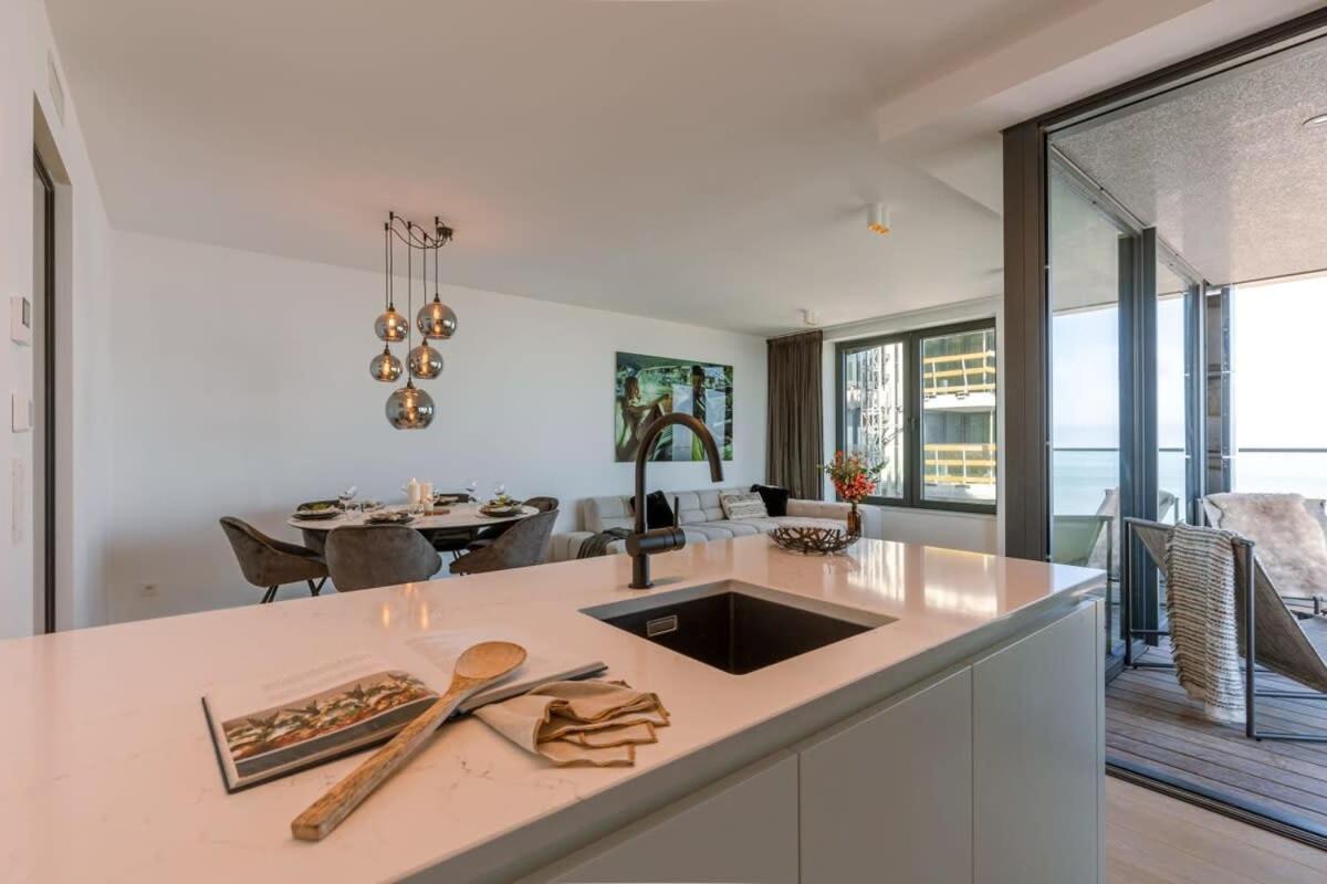 Huswell - Stunning Apartment With Breathtaking Views Oostende Dış mekan fotoğraf